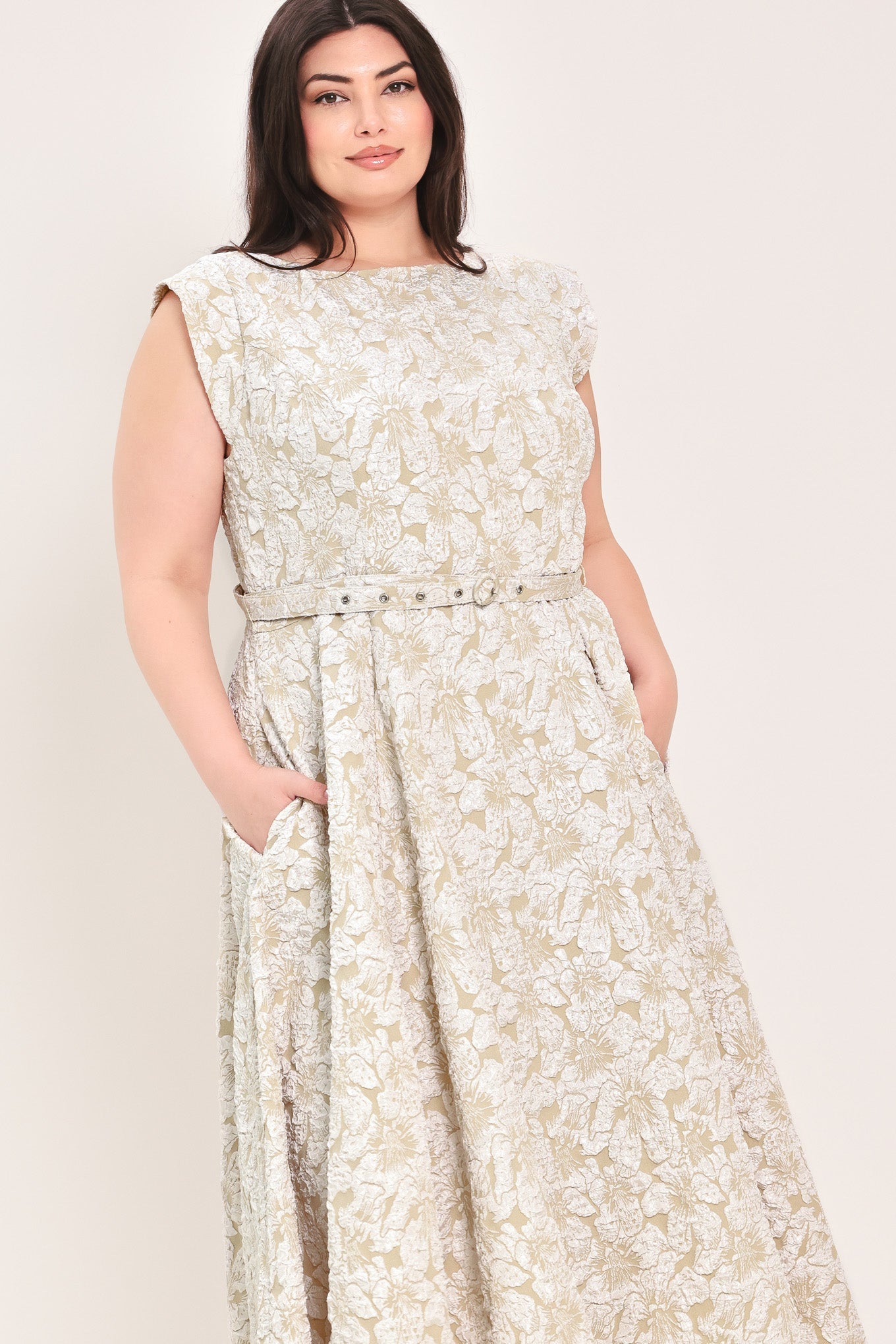 Flying Tomato - Statement In Ivory Woven Midi Dress