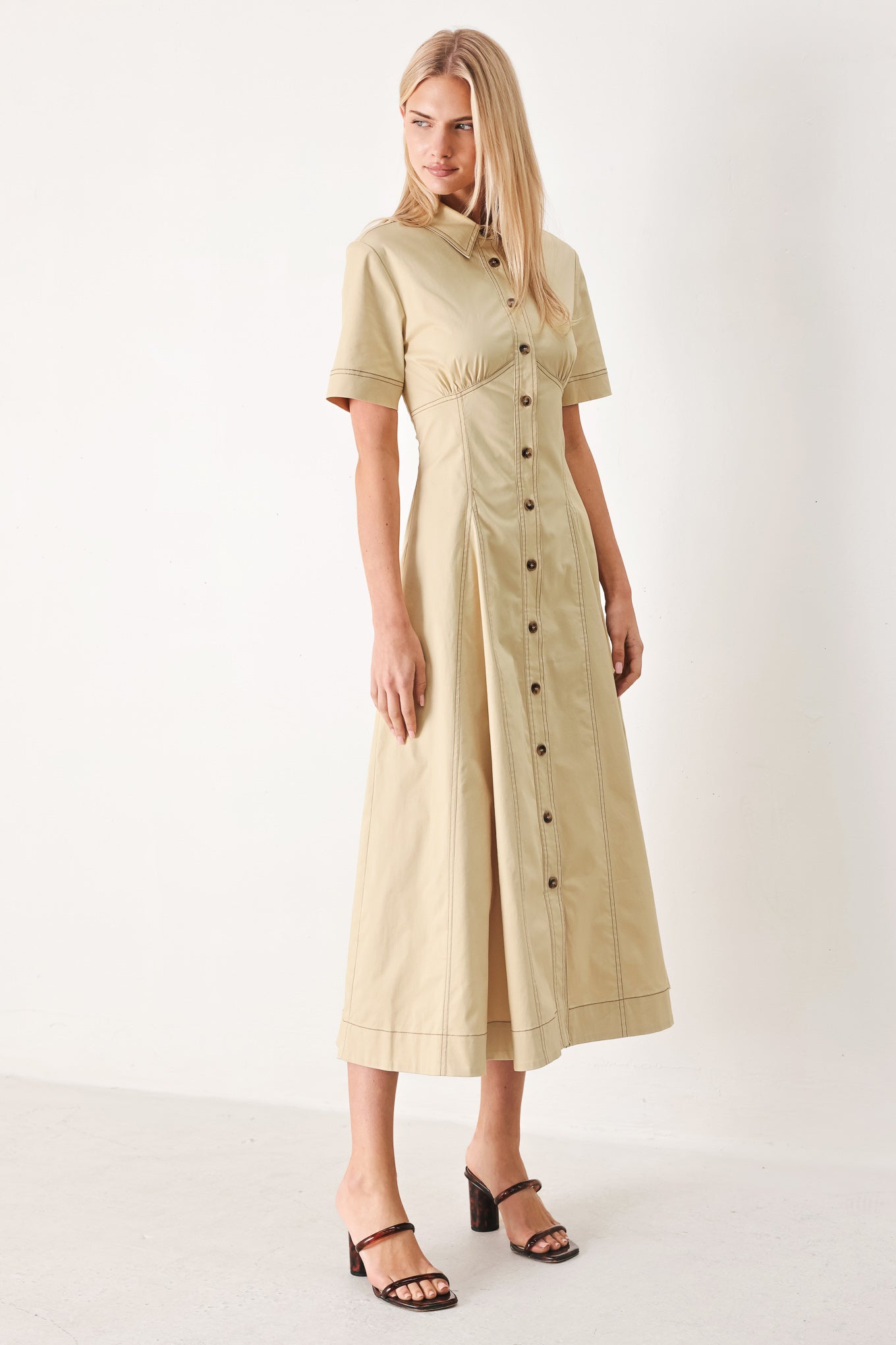 Flying Tomato - Trend Icon Woven Midi Dress