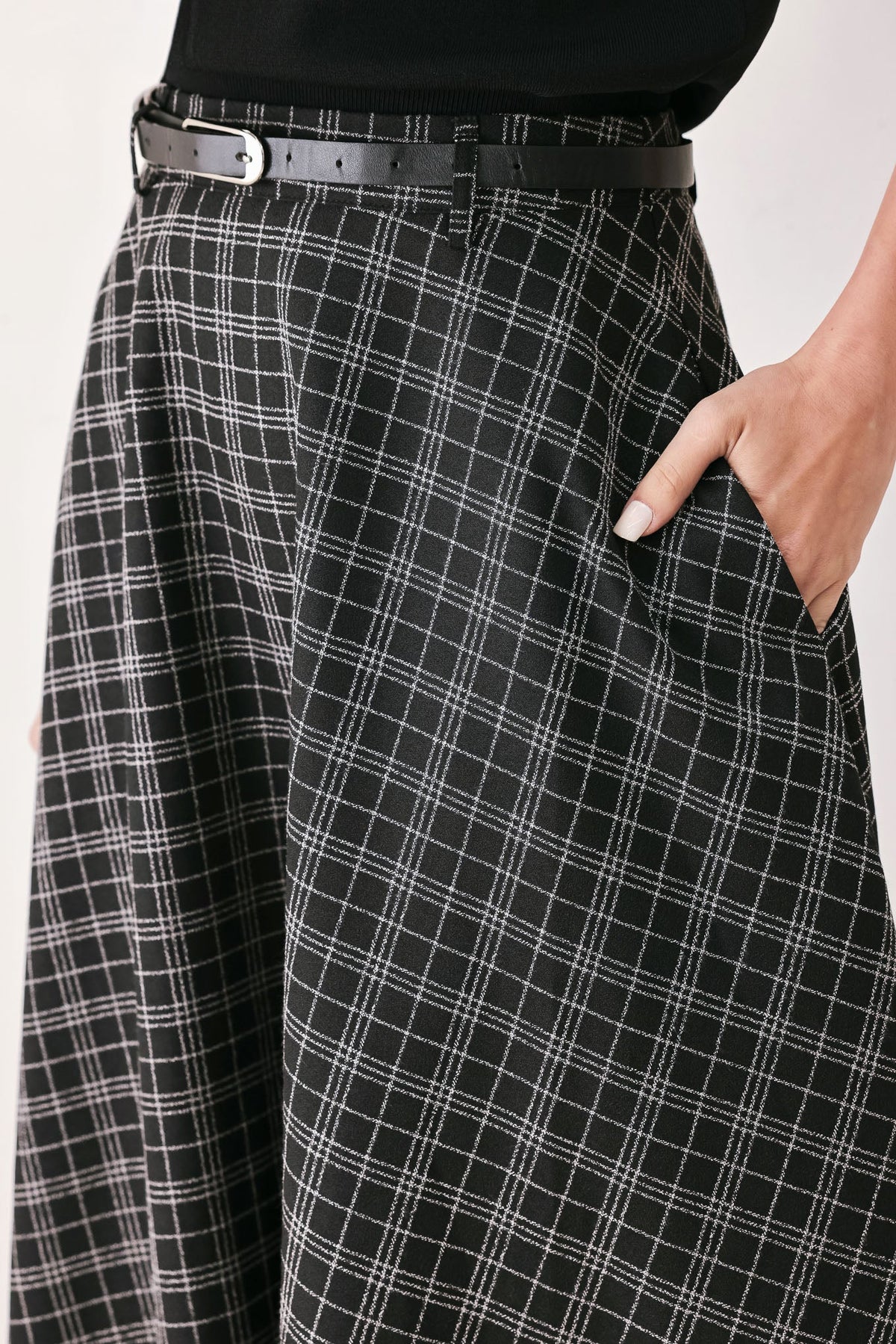 Flying Tomato Monochrome Check Belted Midi Skirt