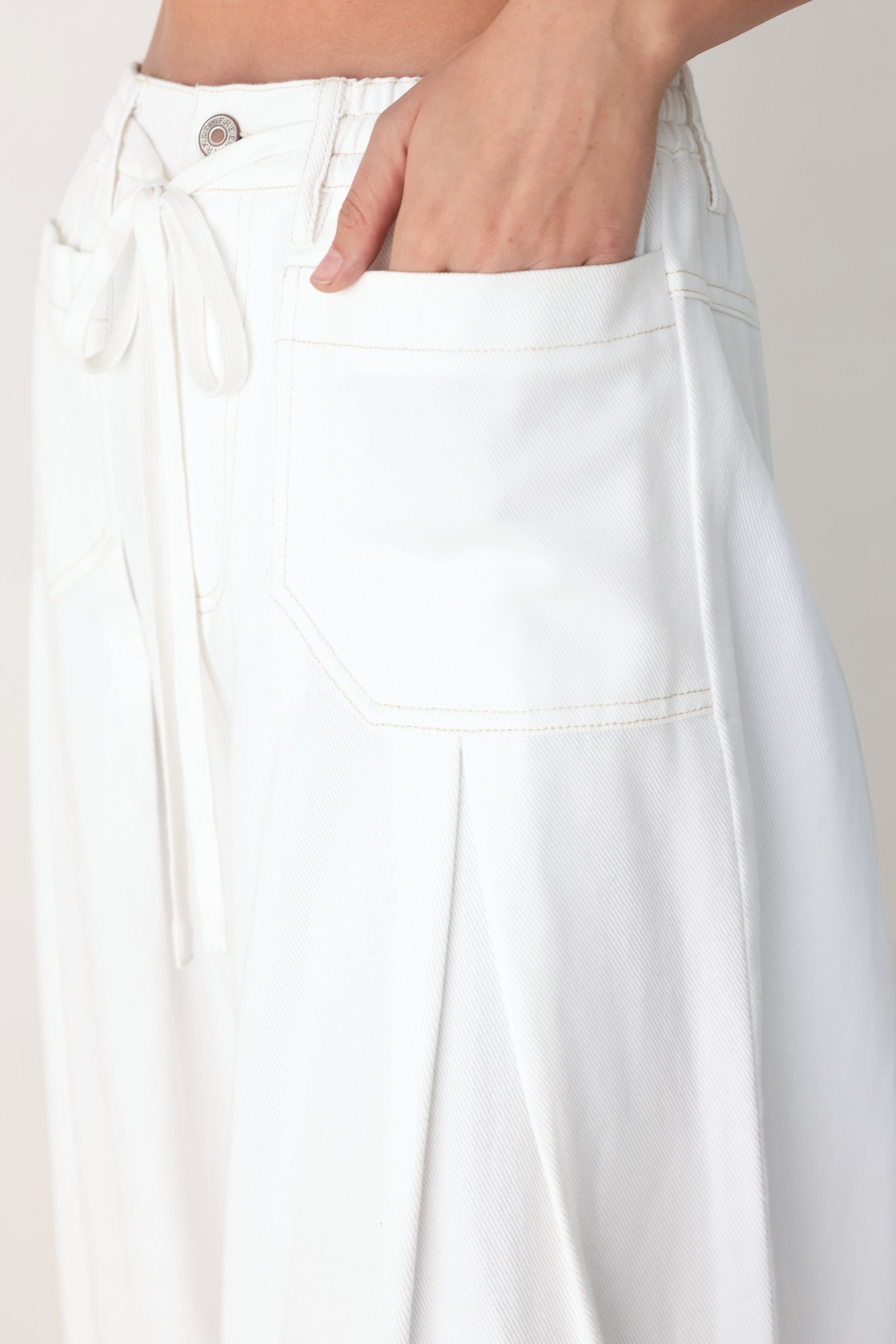 Flying Tomato Hamptons Escape Woven Pants