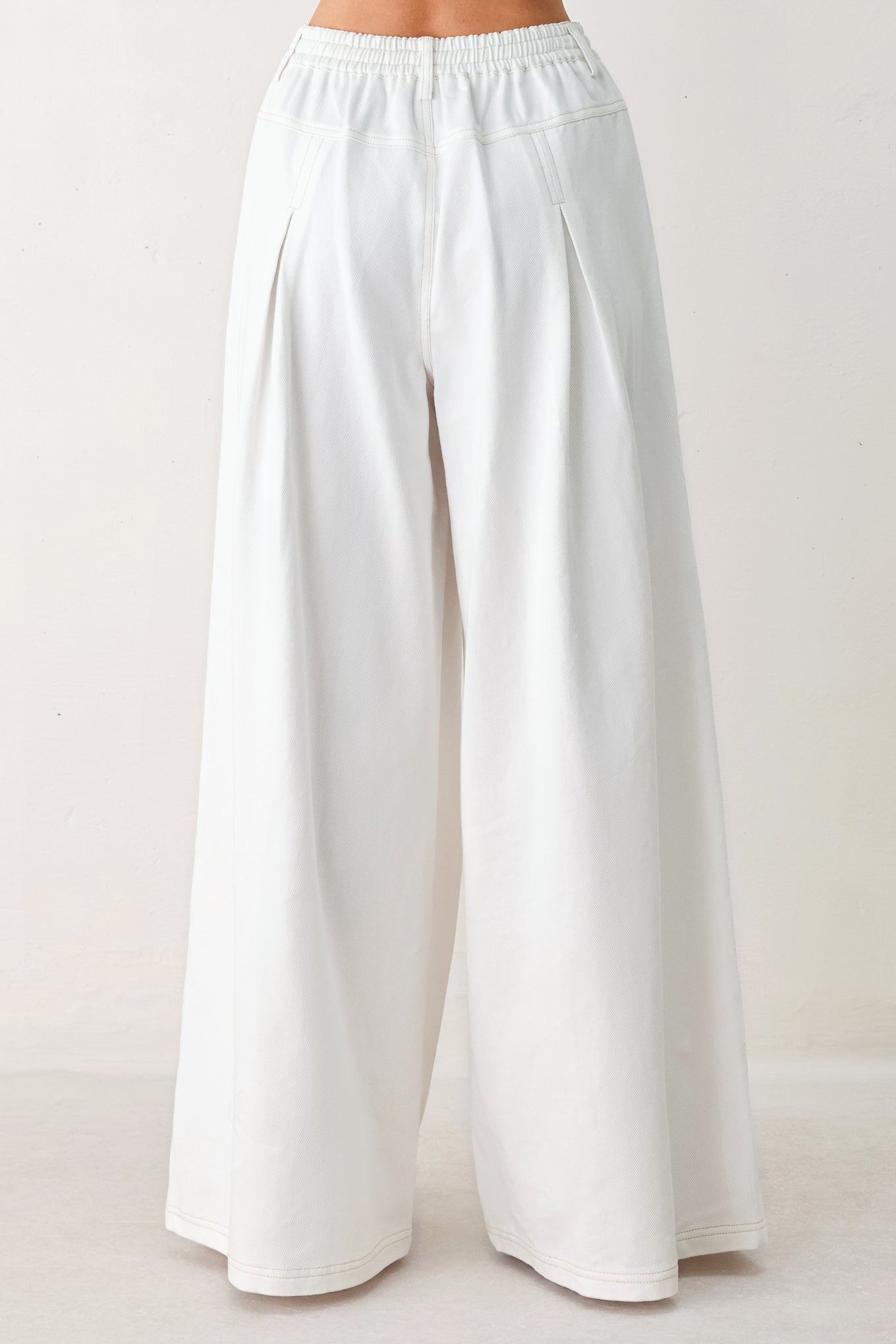 Flying Tomato Hamptons Escape Woven Pants
