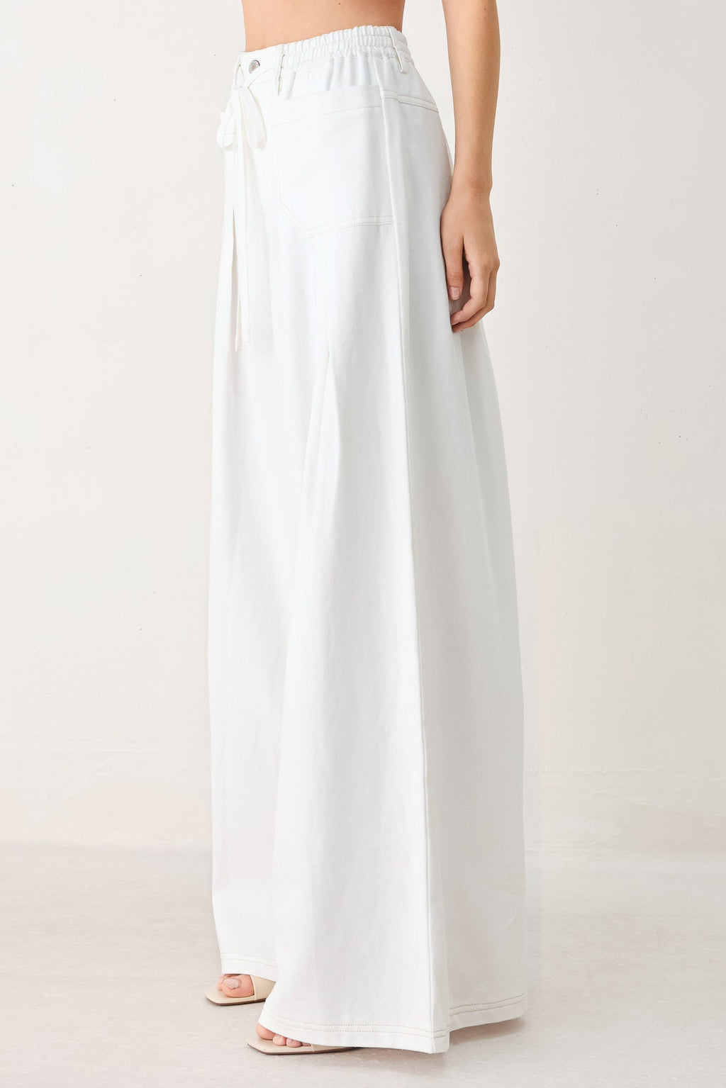 Flying Tomato Hamptons Escape Woven Pants