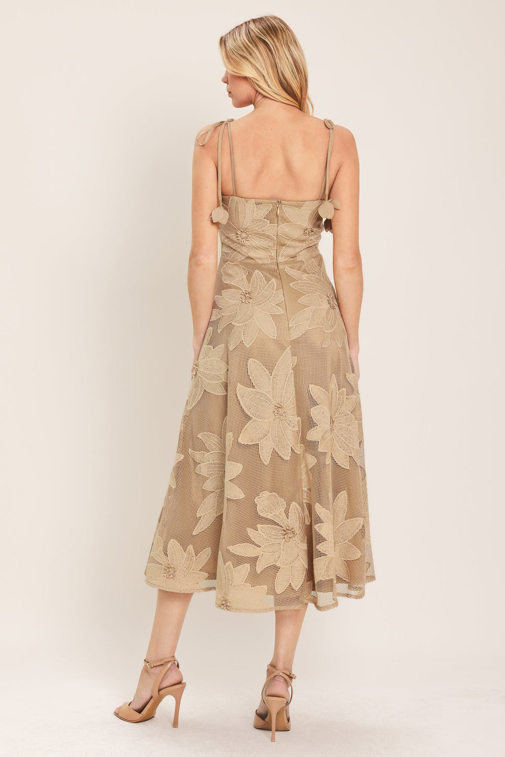Flying Tomato Sandy Bloom Floral Woven Lace Midi Dress