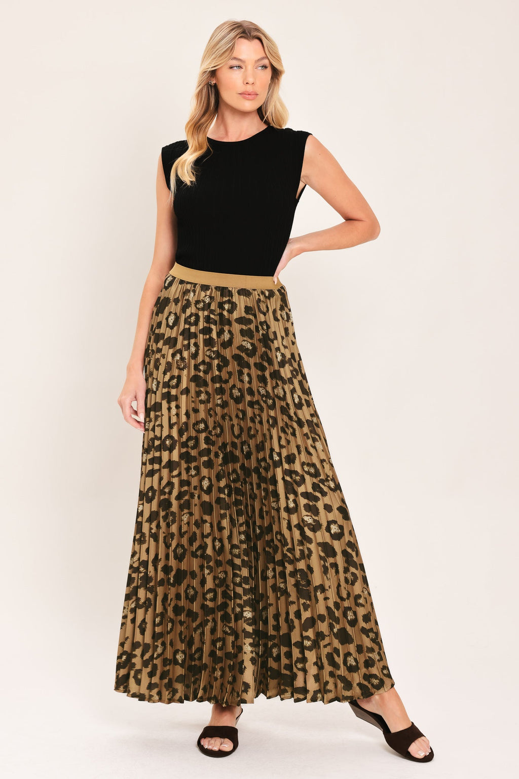 Flying Tomato Golden Leopard Pleated Maxi Skirt