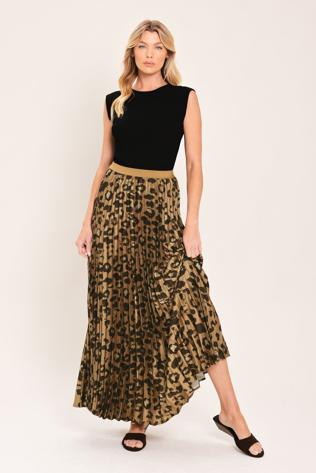 Flying Tomato Golden Leopard Pleated Maxi Skirt