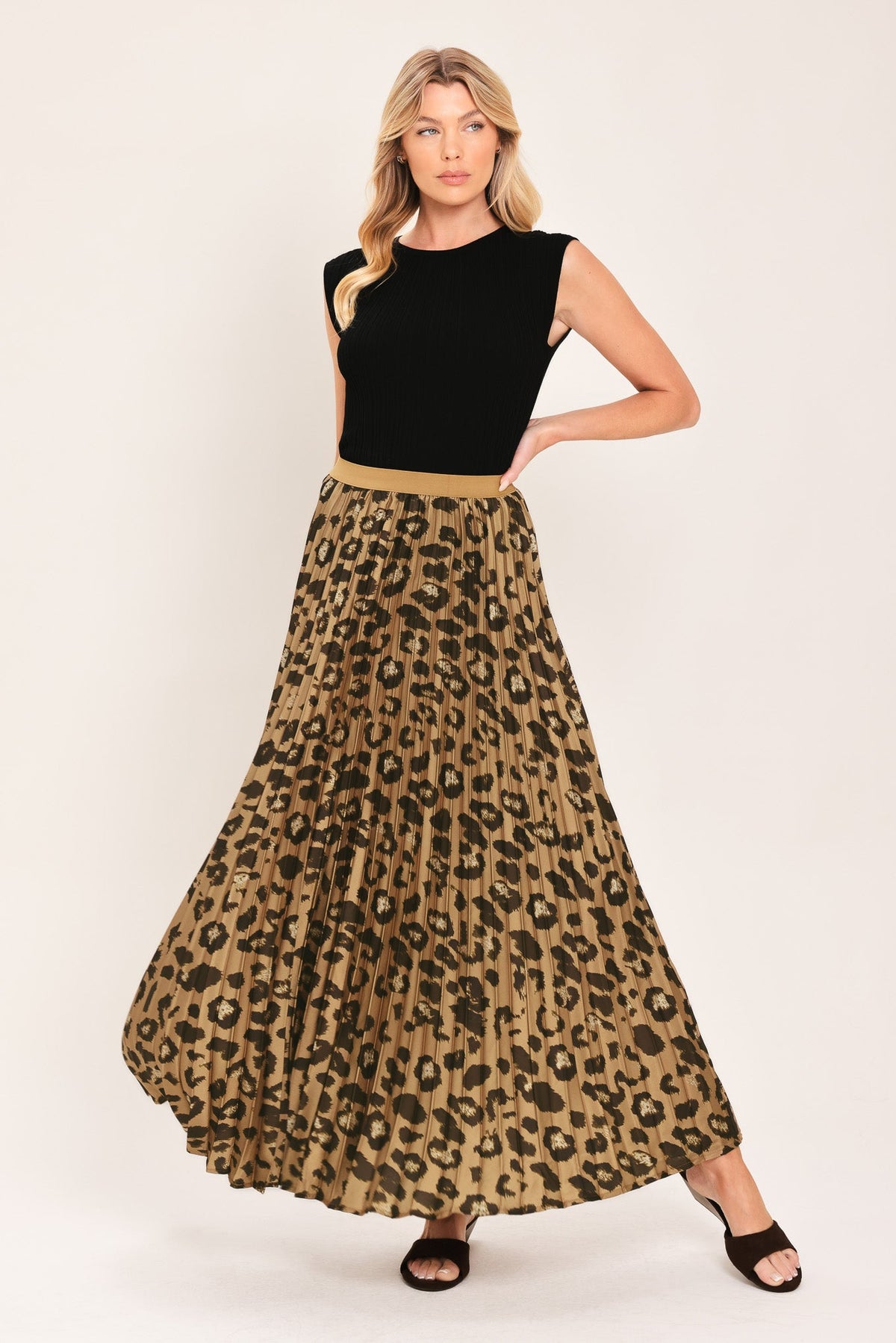Flying Tomato Golden Leopard Pleated Maxi Skirt