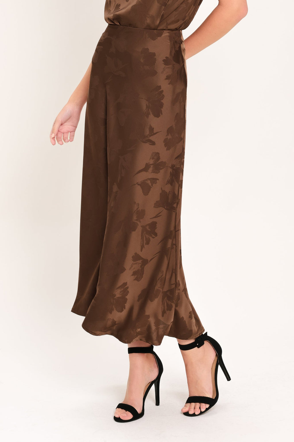 Flying Tomato Chocolate Floral Woven Jacquard Midi Skirt