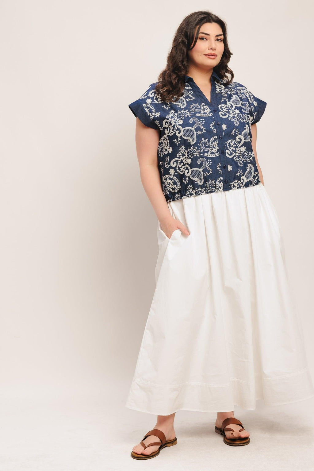 Flying Tomato - Handcrafted Feel Embroidery Top